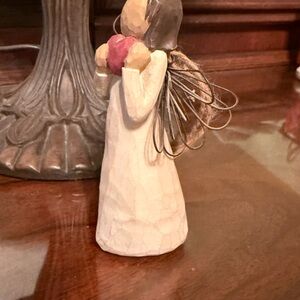 Willow Tree Angel of the Heart Figurine